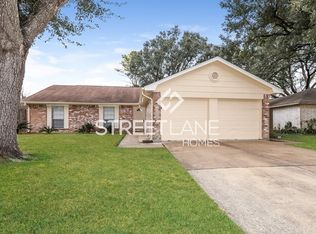 13710 Cologne Dr, Houston, TX 77065