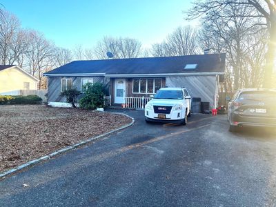 12 Beacon Street, Shirley, NY, 11967