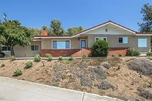 1704 Broadway Photo 1