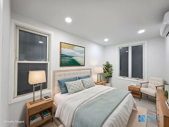 4th image of 1748 70th St Floor 1