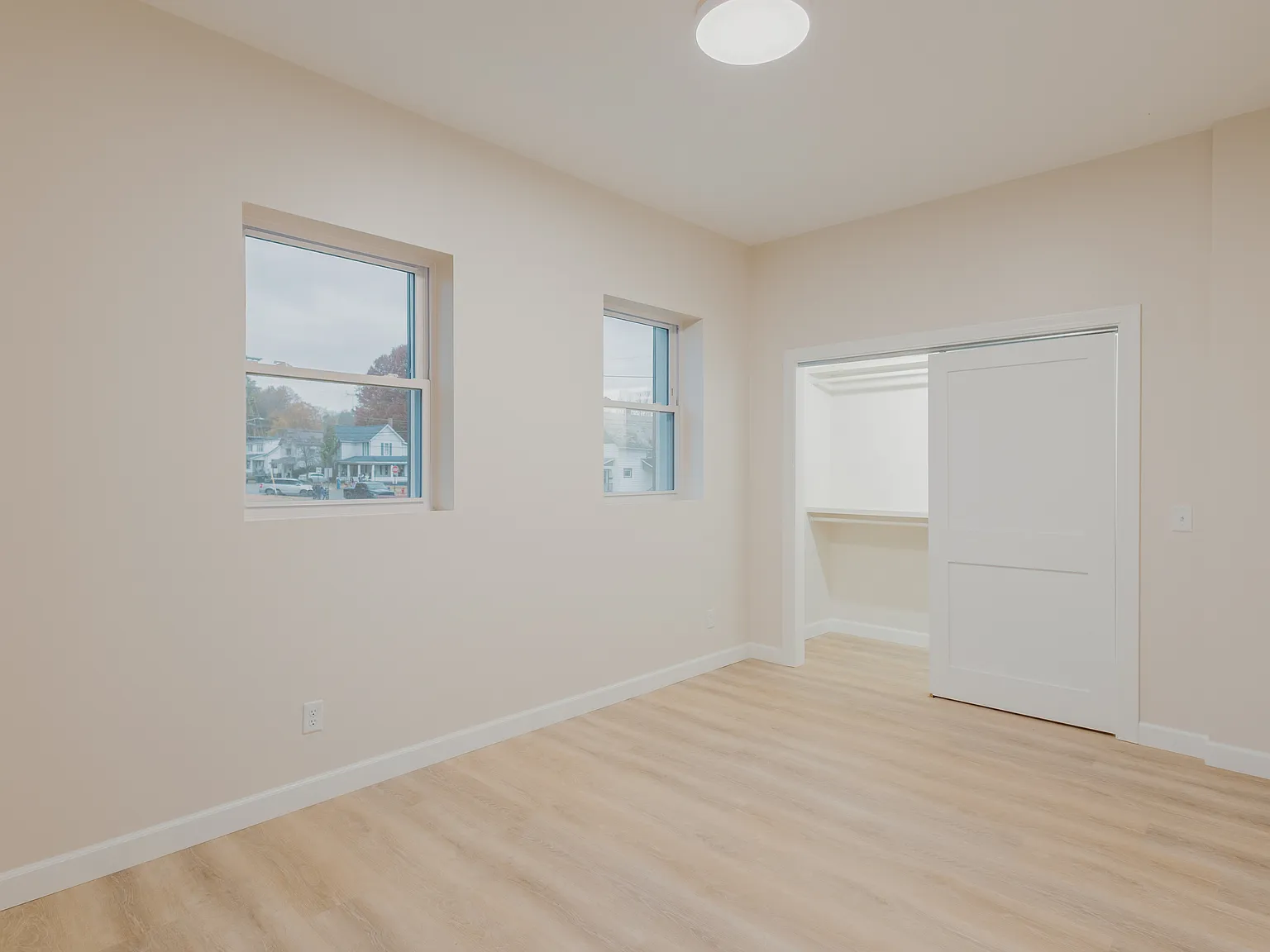 2 bed, 1100 sqft, $1,450 — Photo 3