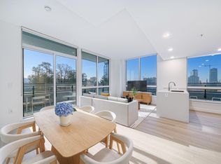 5212 Cambie St #503, Vancouver, BC V5Z3B2