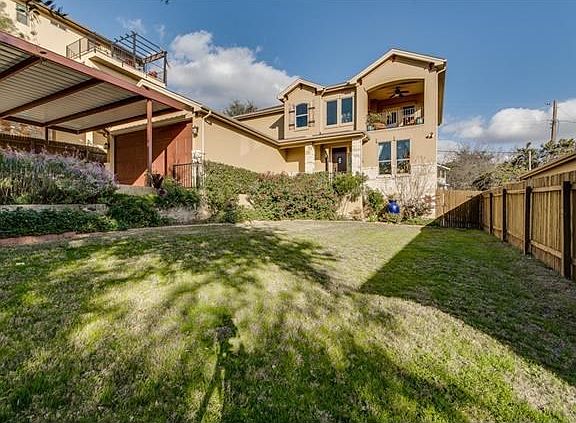 Removal carport with extra high ceiling