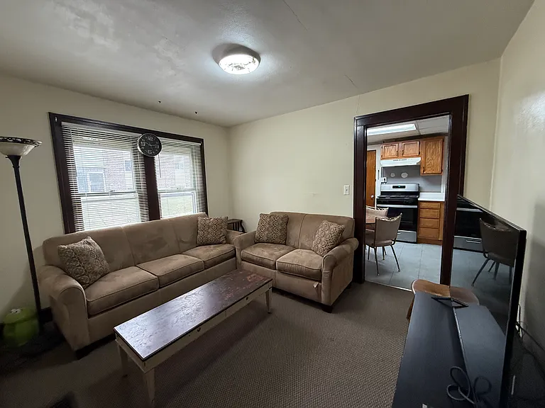 12 Columbus Pl — Photo 8