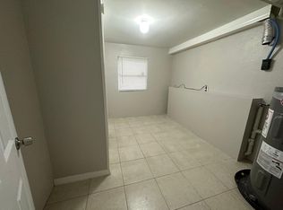1605 E Maple Ave #1, Tampa, FL 33604