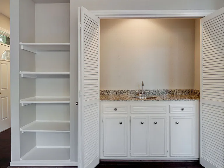 San Felipe Square Townhomes — Photo 33