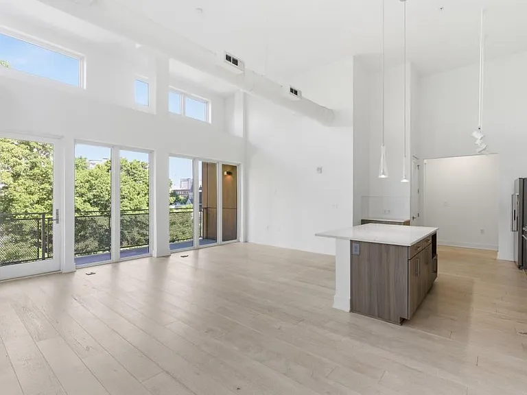 775 Juniper St #619 — Photo 13
