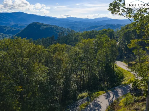 C52 Firefly Cove, Banner Elk, NC 28604