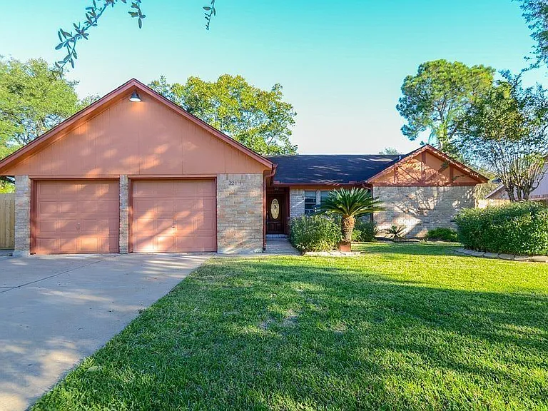 22814 Coriander Dr — Photo 1