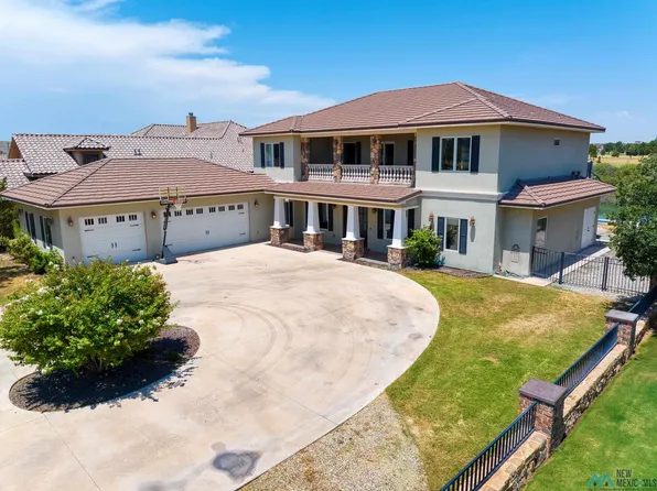 2112 Westridge Rd, Carlsbad, NM 88220