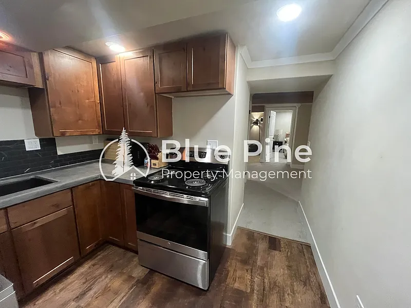 Building Photo - 1165 Canal Ave #1