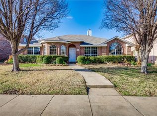 3009 Creek Valley Dr, Garland, TX 75040