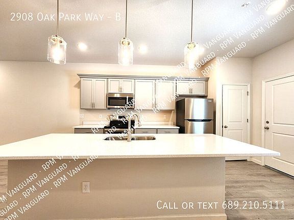 5th image of 2908 Oak Park Way APT B