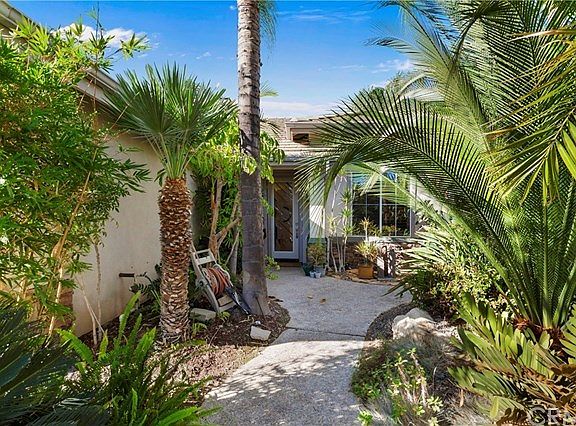 2nd image of 39703 Cobbler Ct