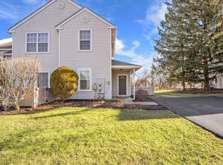 31 Everett Dr, Newtown, PA 18940