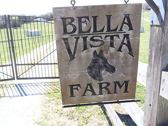 3rd image of 642 Beech Bottom Rd