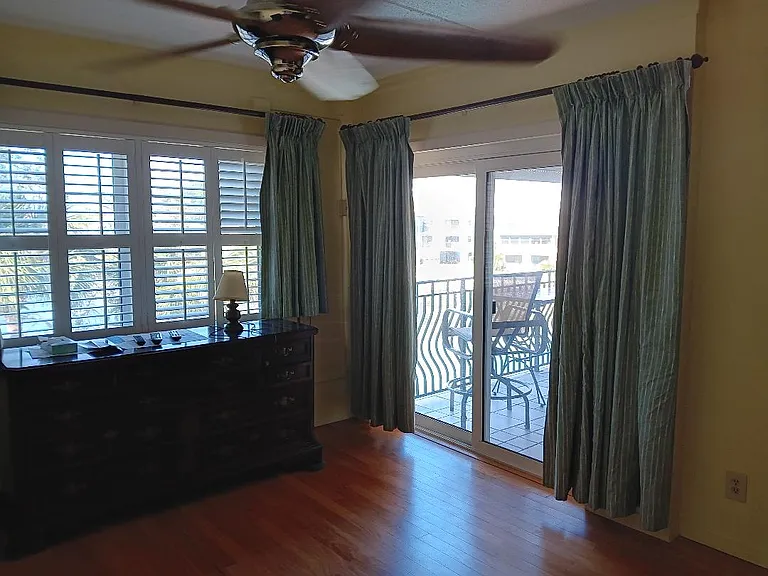11901 Lagoon Ln #302 — Photo 15