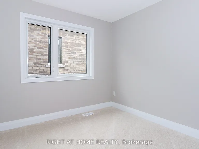 18 Periwinkle Rd — Photo 34