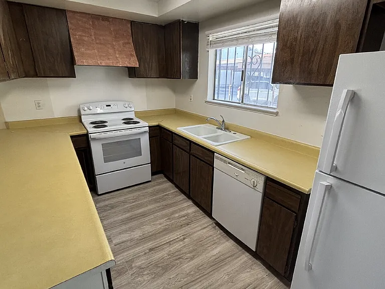 3231 Jericho St #A — Photo 25