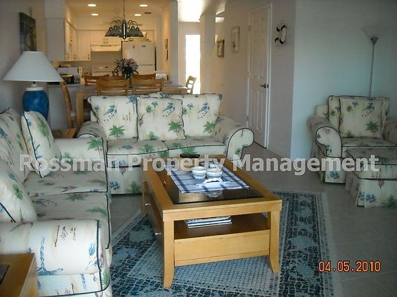 Comfortable Living Area