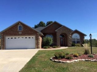 1171 Choctaw Ridge Dr, Holts Summit, MO 65043