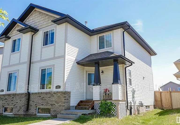 415 Aster Close — Photo 1