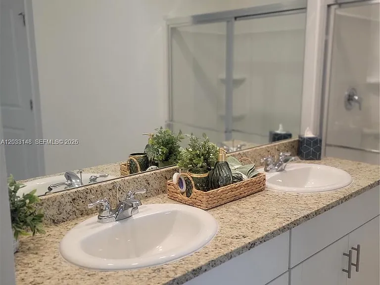 4799 Guinep Ln — Photo 16