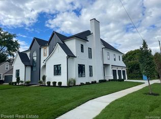 1583 Villa Rd, Birmingham, MI 48009