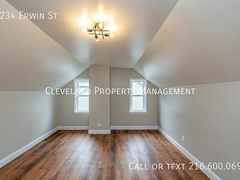 5234 Erwin St — Photo 18