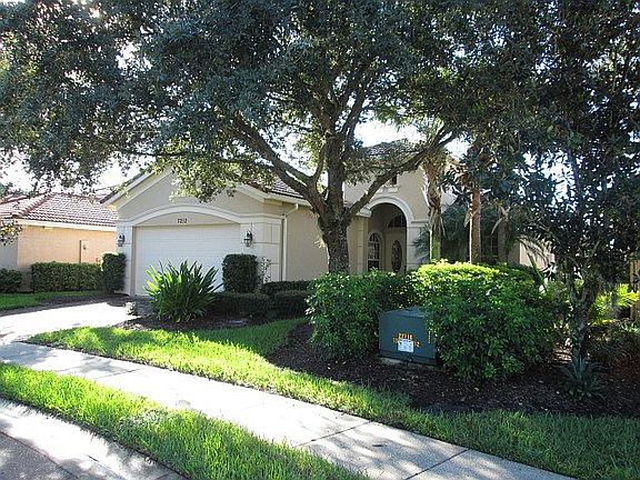 4th image of 7212 Maidstone Dr
