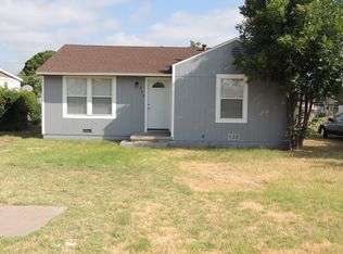 923 E 17th St, Odessa, TX 79761
