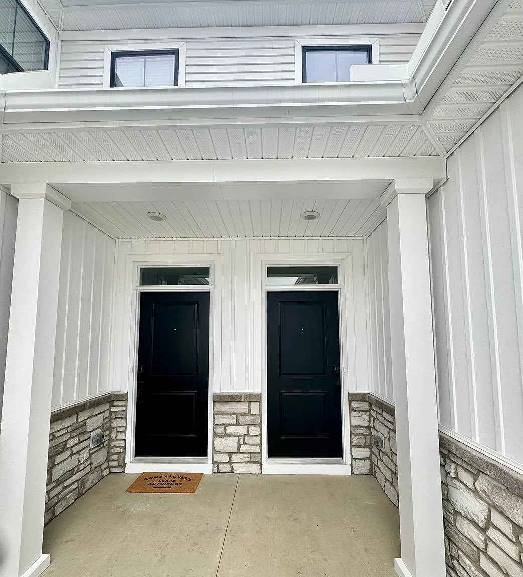 2 bed, 2.5 bath, 1792 sqft, $2,500 — Photo 2