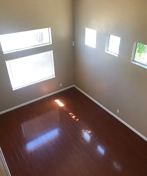 584 Ocean Ave — Photo 4