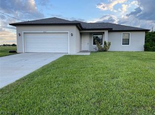 8027 Buttercup Cir, Labelle, FL 33935