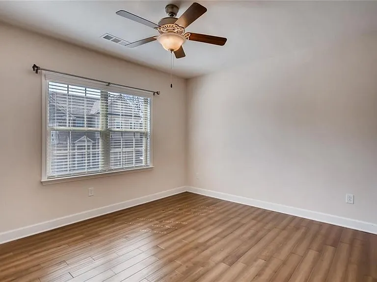 2255 Emerald Sky Dr — Photo 20