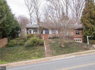 4315 31st St N, Arlington, VA 22207