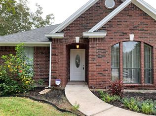 409 Seagrove Ave, Shoreacres, TX 77571