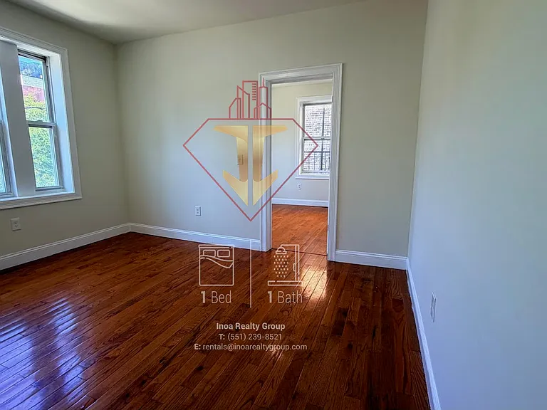 266 Monticello Ave #10 — Photo 5