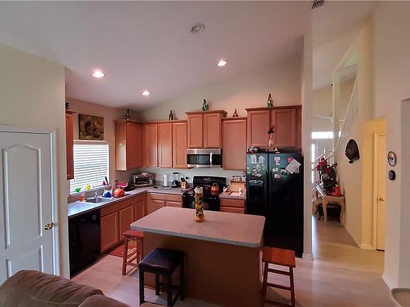 5th image of 3061 Dasha Palm Dr