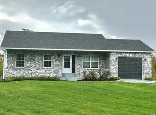 4787 Miles Station Rd, Shipman, IL 62685