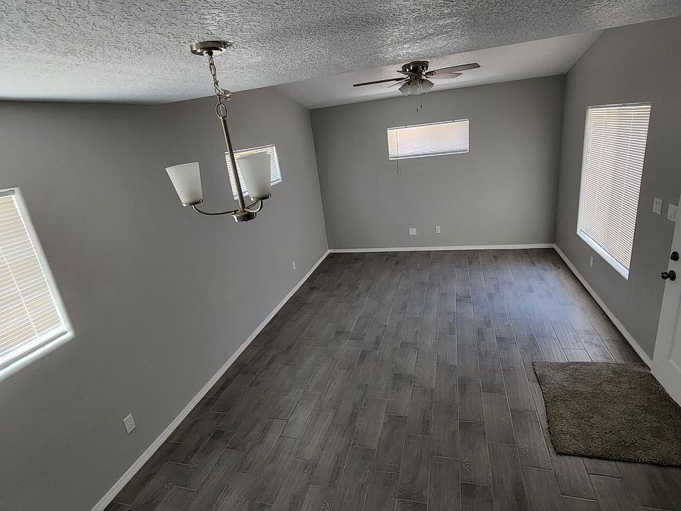 1st image of 315 Cornell Dr SE #D