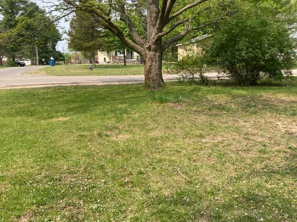 316 W Washington St, Evart, MI 49631