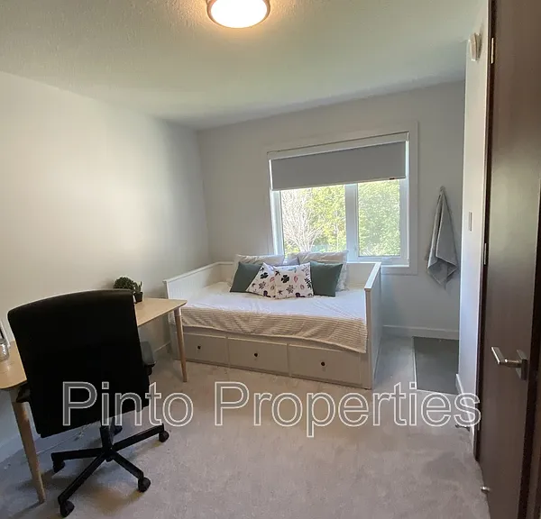 10749 86th Ave NW #2 — Photo 1