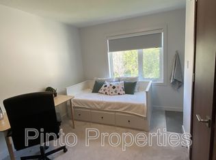 10749 86th Ave NW UNIT 2, Edmonton, AB
