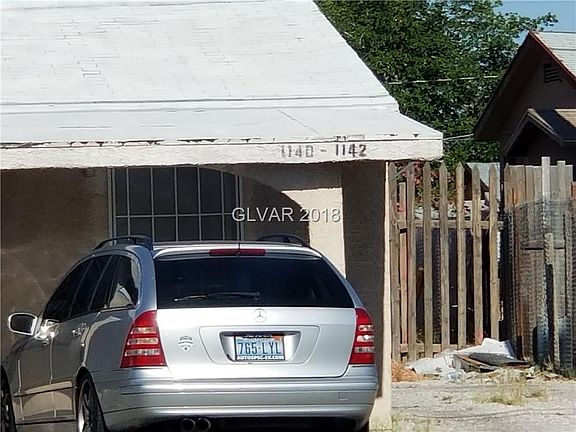 3rd image of 1140 Palm St
