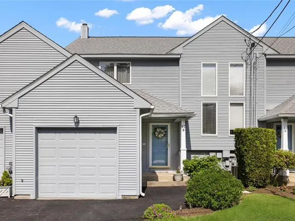 87 Nipmuc Trl #B, North Providence, RI 02904
