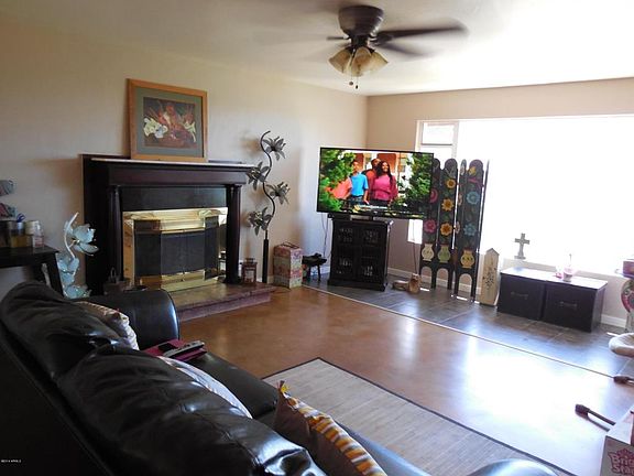 5th image of 952 W Sahuaro Dr
