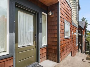 211 26th Ave E #A, Seattle, WA 98112