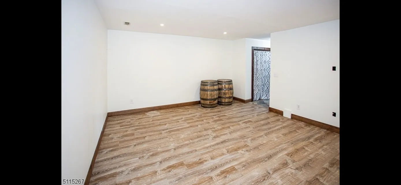 2 bed, 1368 sqft, $2,300 — Photo 1