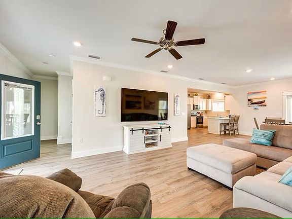 5th image of 111 Winding Trail Way